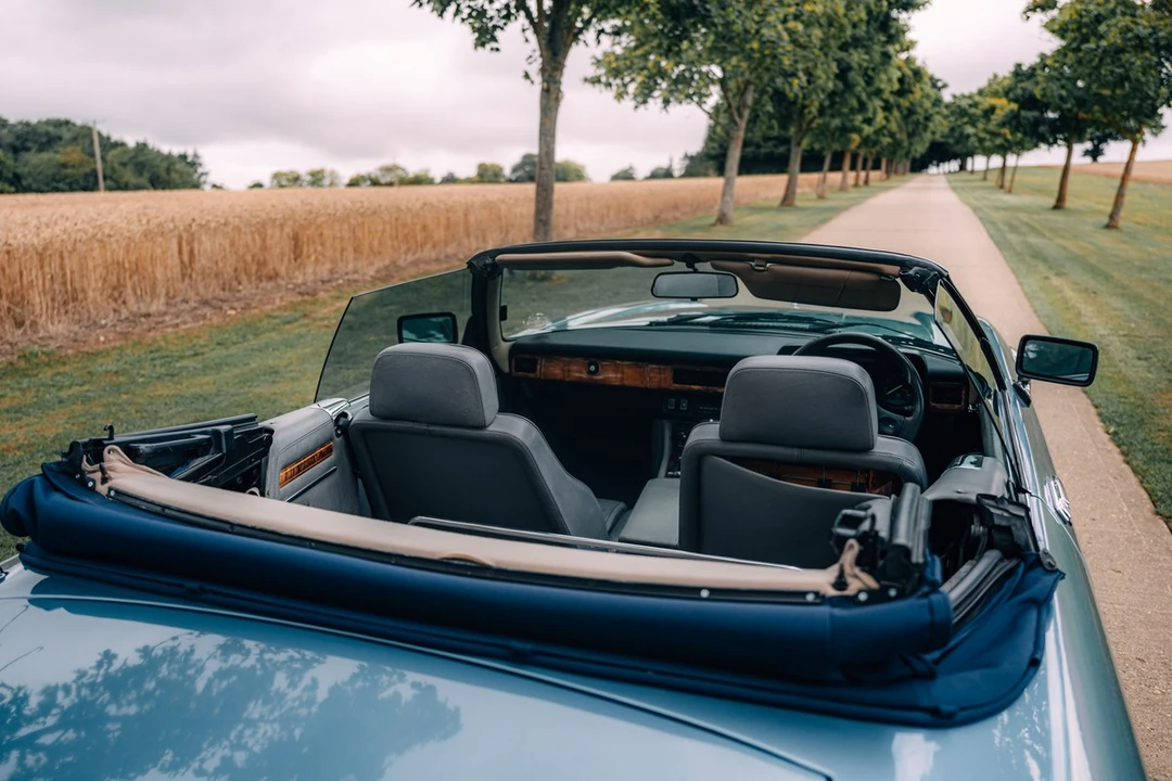 1988 Jaguar XJS Convertible - Image 25 of 30