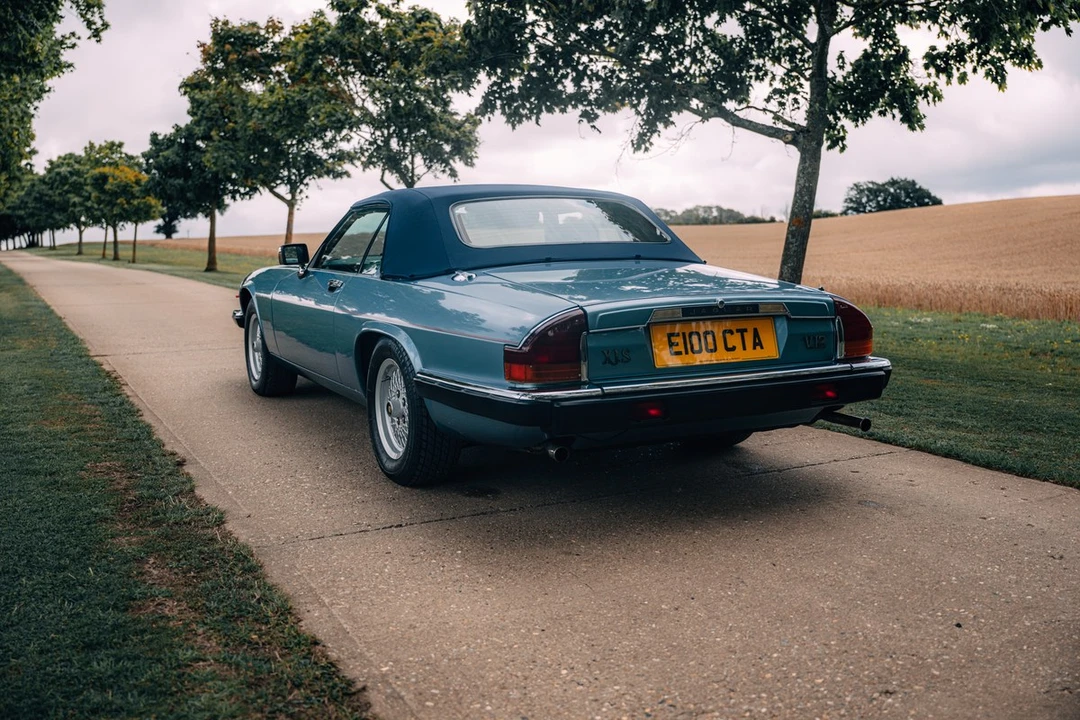 1988 Jaguar XJS Convertible - Image 15 of 30