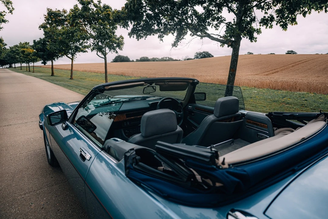 1988 Jaguar XJS Convertible - Image 24 of 30