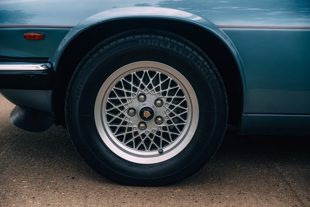 1988 Jaguar XJS Convertible - Image 23 of 30