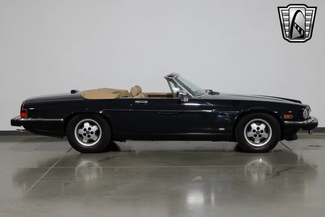 1988 Jaguar XJS Convertible - Image 13 of 21