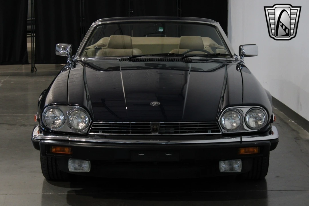 1988 Jaguar XJS Convertible - Image 11 of 12
