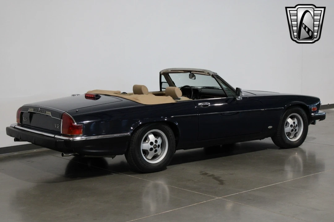 1988 Jaguar XJS Convertible - Image 14 of 21