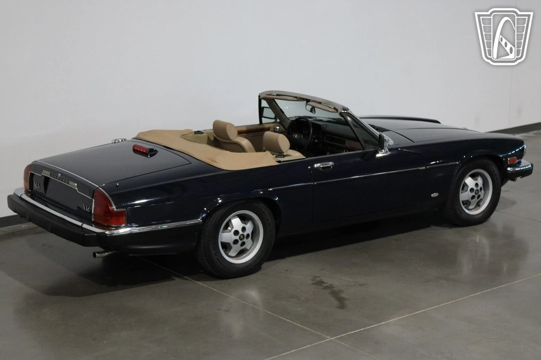 1988 Jaguar XJS Convertible - Image 11 of 21