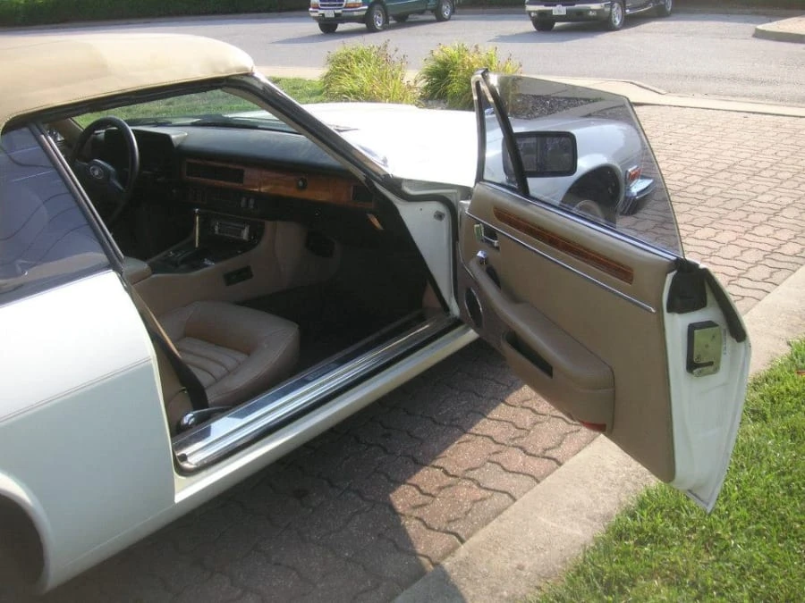 1988 Jaguar XJS Convertible - Image 26 of 31