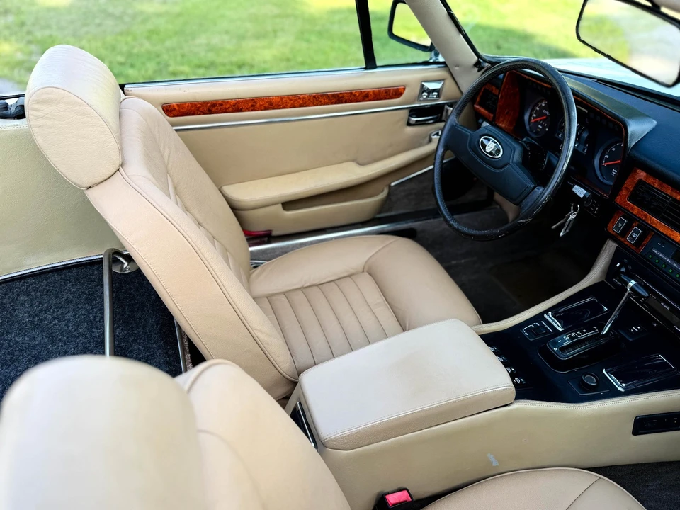 1988 Jaguar XJS Convertible - Image 17 of 21