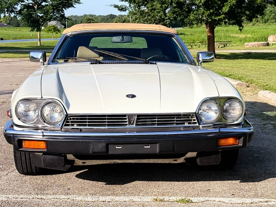 1988 Jaguar XJS Convertible - Image 2 of 21