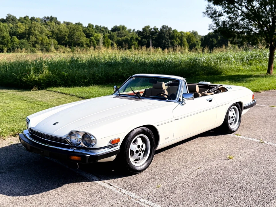 1988 Jaguar XJS Convertible - Image 13 of 21