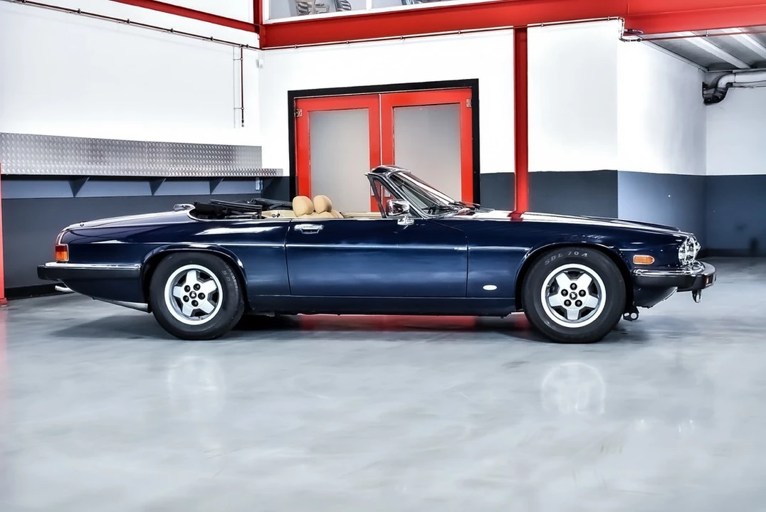 1988 Jaguar XJS Convertible - Image 16 of 30