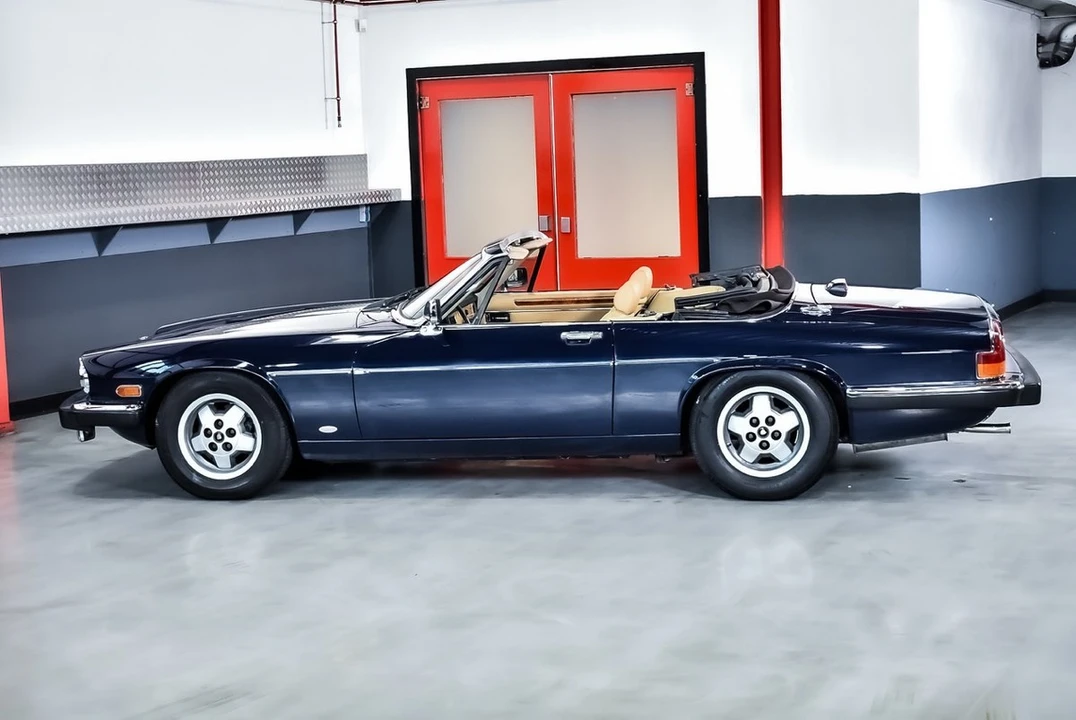 1988 Jaguar XJS Convertible - Image 23 of 30