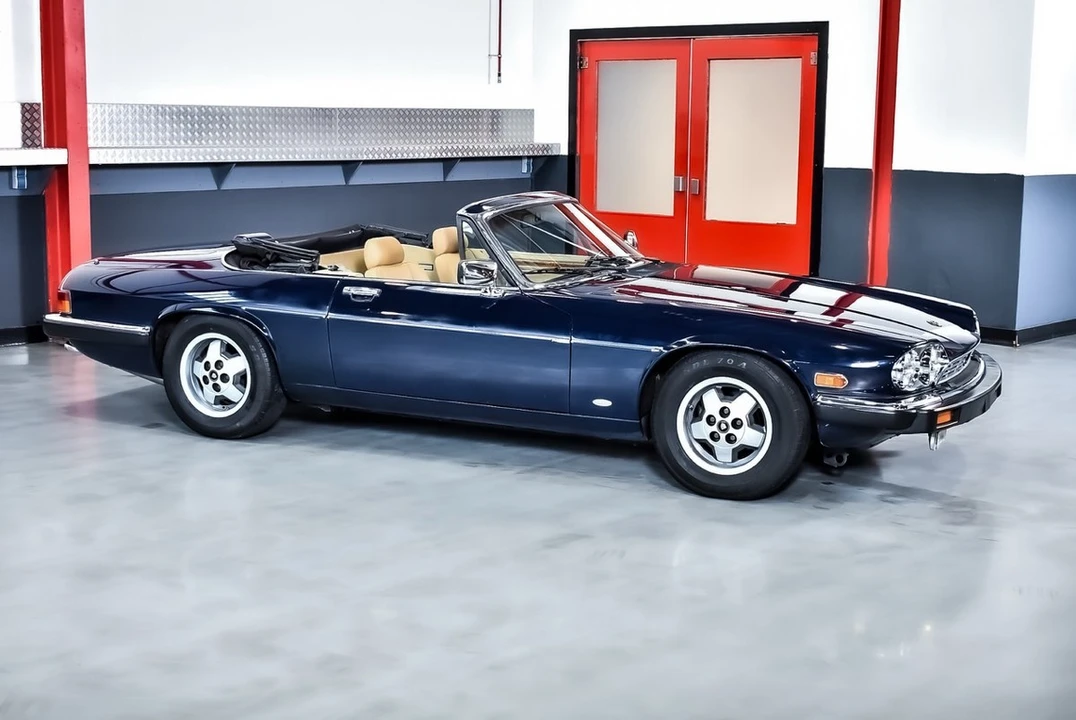 1988 Jaguar XJS Convertible - Image 13 of 30