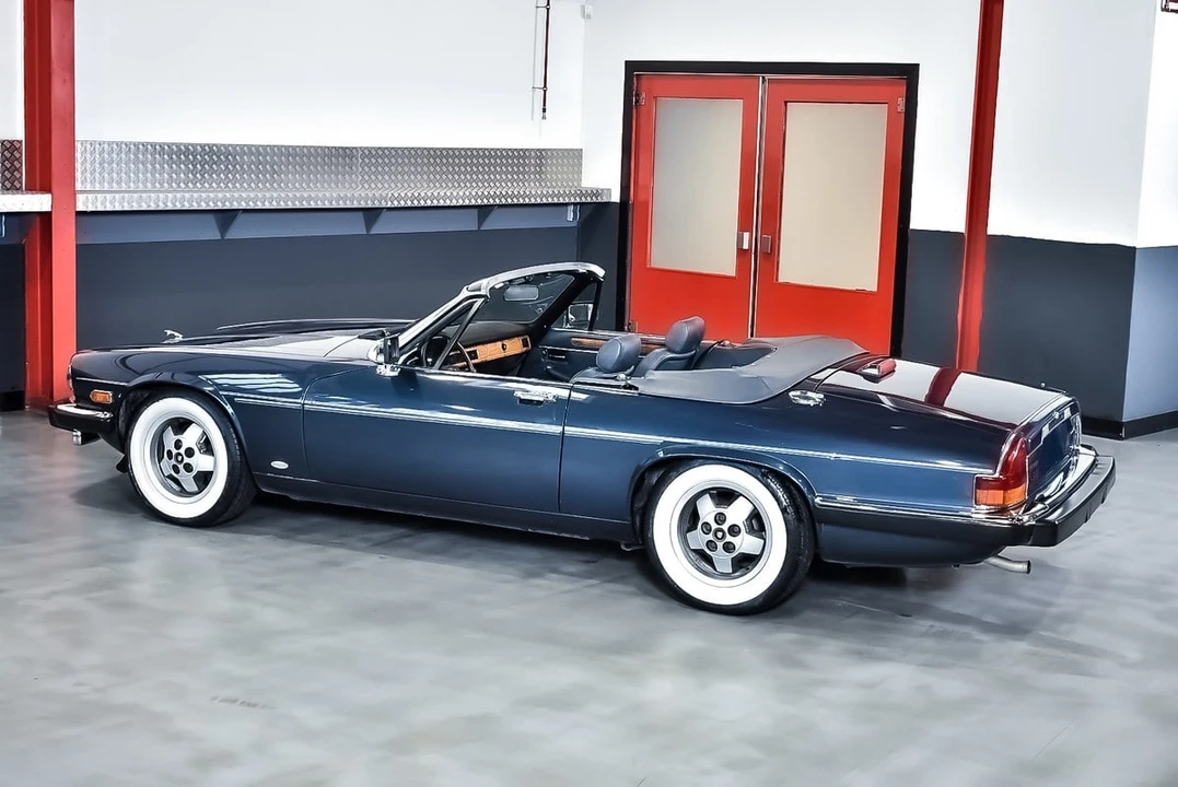 1988 Jaguar XJS Convertible - Image 11 of 30