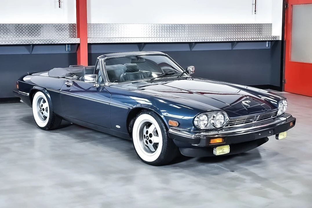 1988 Jaguar XJS Convertible - Image 7 of 30