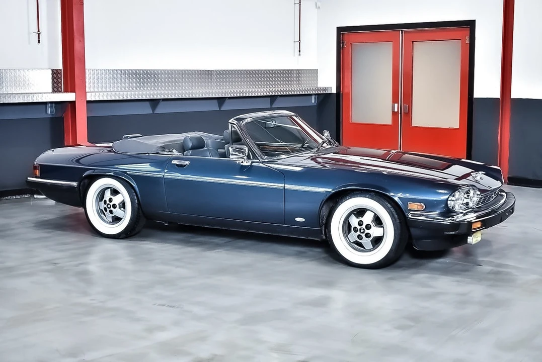 1988 Jaguar XJS Convertible - Image 9 of 30