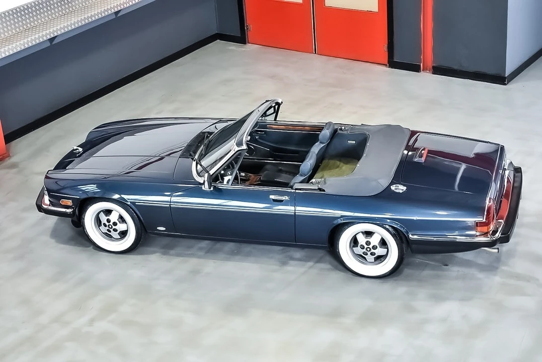 1988 Jaguar XJS Convertible - Image 10 of 30