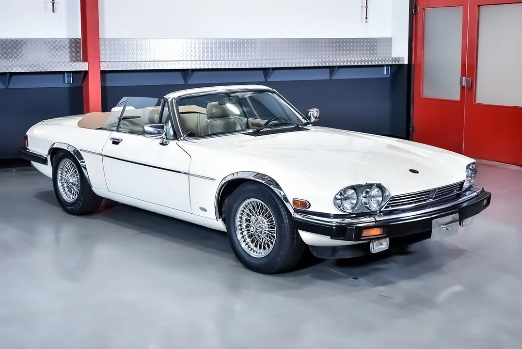 1988 Jaguar XJS Convertible - Image 6 of 30