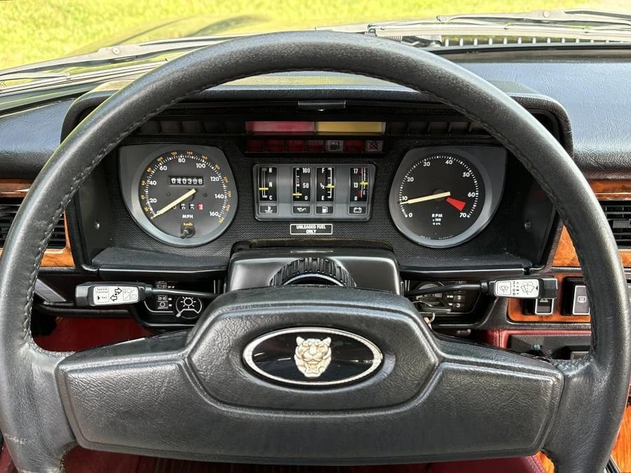 1988 Jaguar XJS - Image 9 of 15