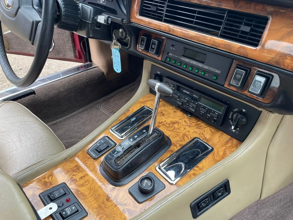 1988 Jaguar XJS Pre-Facelift V12 - Image 16 of 30