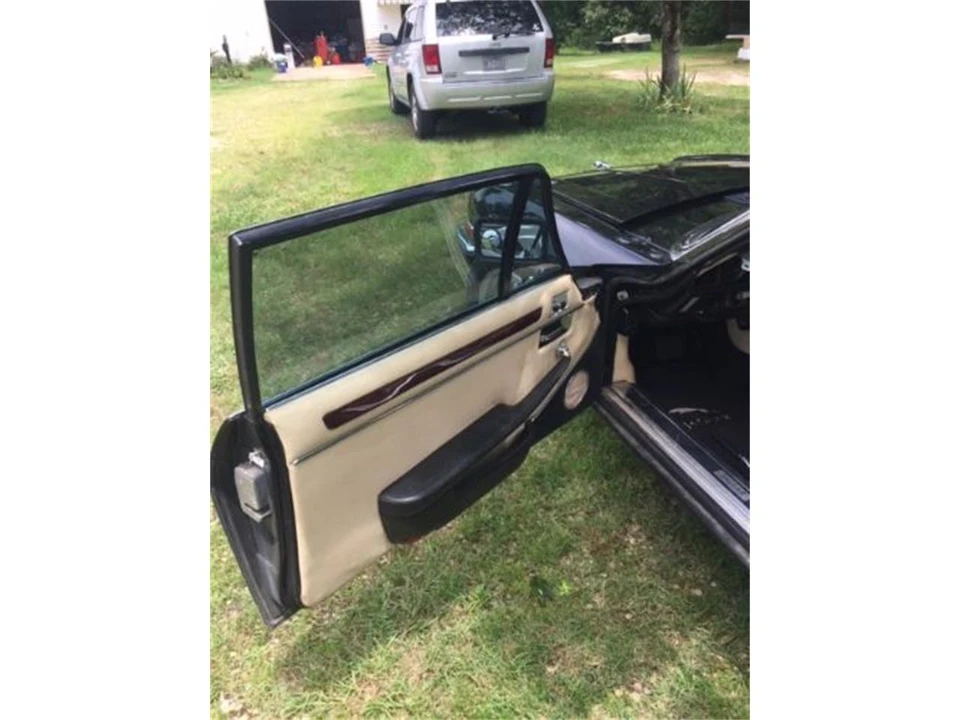 1988 Jaguar XJS Convertible - Image 17 of 21