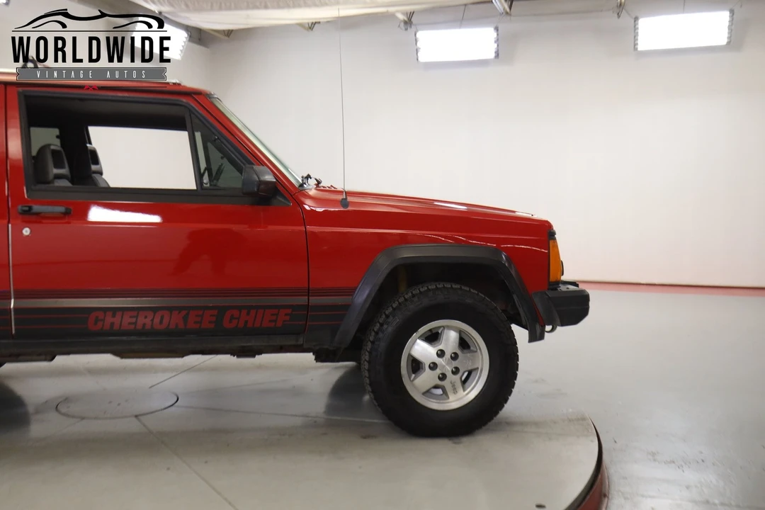 1988 Jeep XJ Cherokee - Image 8 of 12