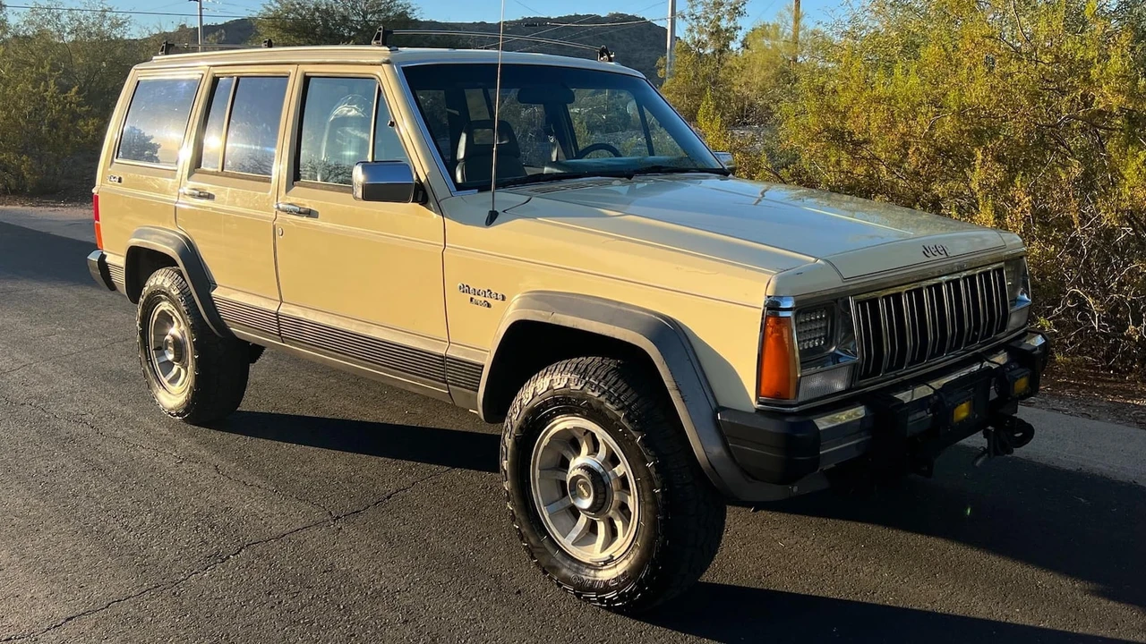 1988 Jeep XJ Cherokee - Image 10 of 10