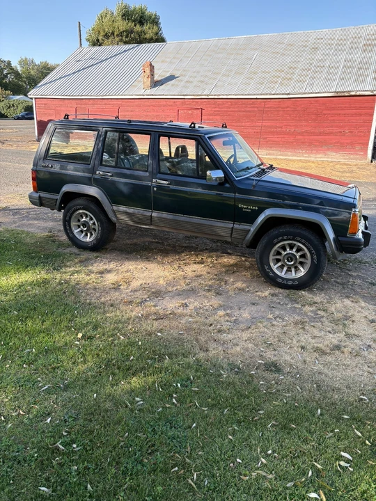 1988 Jeep XJ Cherokee - Image 8 of 12