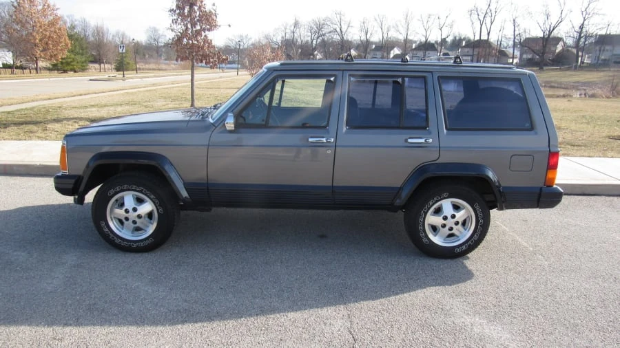 1988 Jeep XJ Cherokee - Image 2 of 9