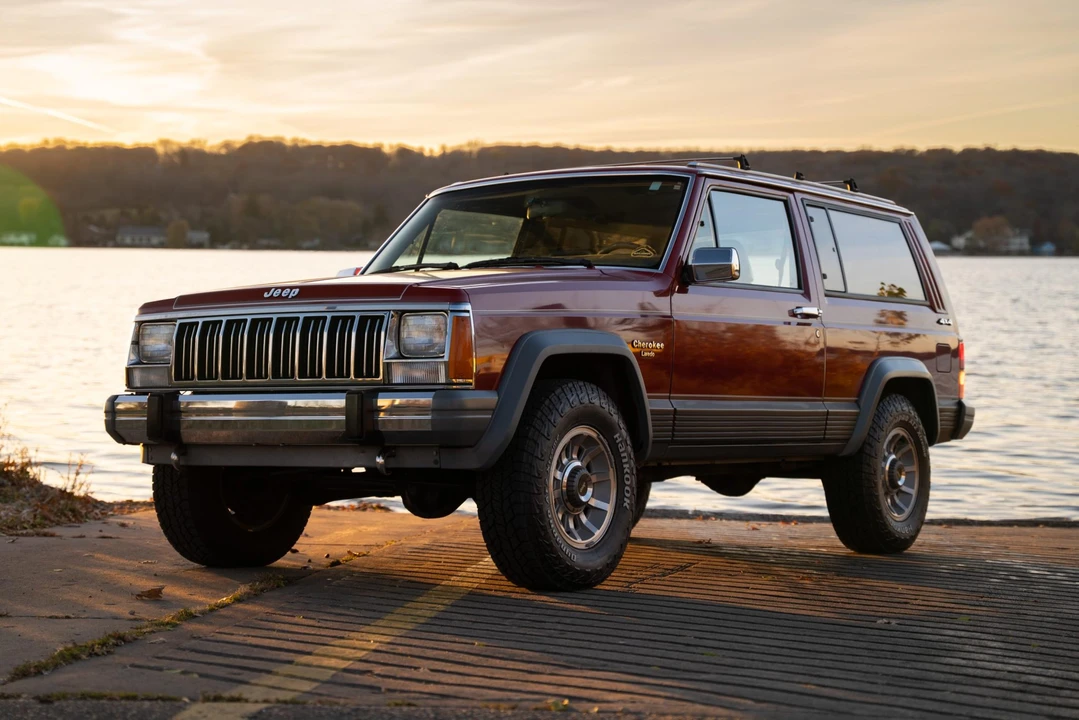 1988 Jeep XJ Cherokee - Image 2 of 31