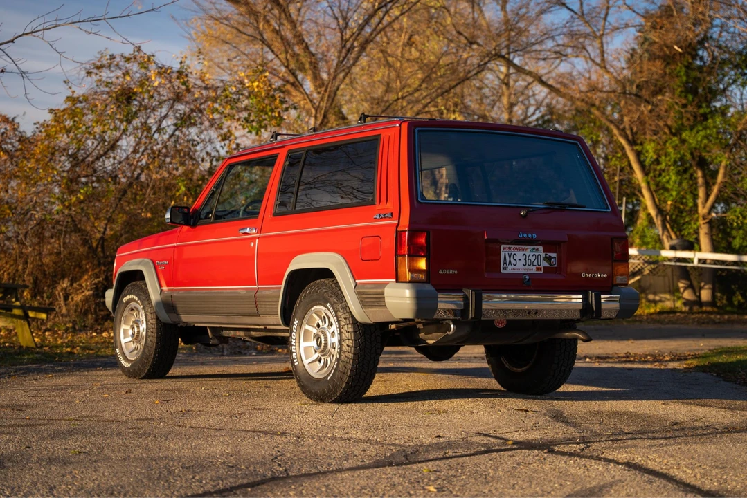 1988 Jeep XJ Cherokee - Image 25 of 31