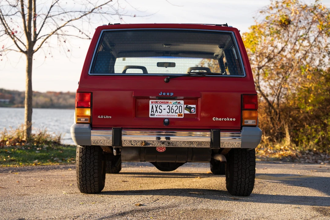 1988 Jeep XJ Cherokee - Image 24 of 31