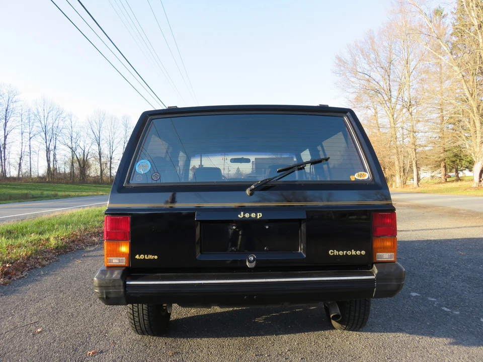 1988 Jeep XJ Cherokee - Image 5 of 31