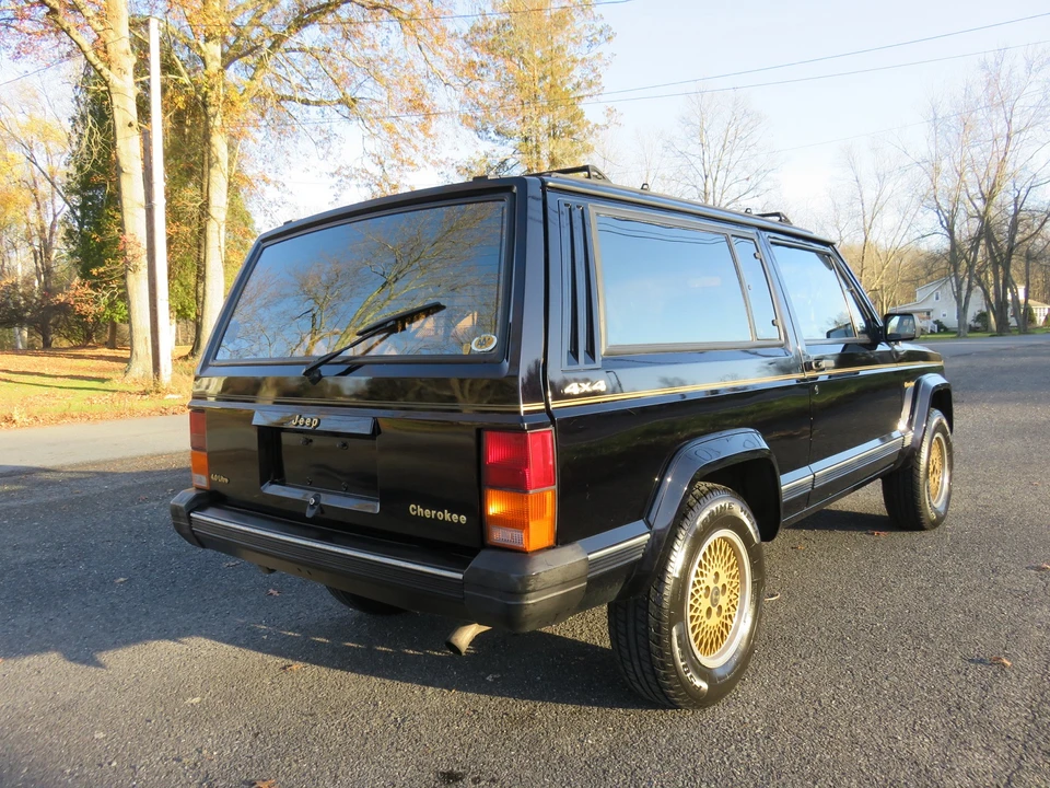 1988 Jeep XJ Cherokee - Image 9 of 31
