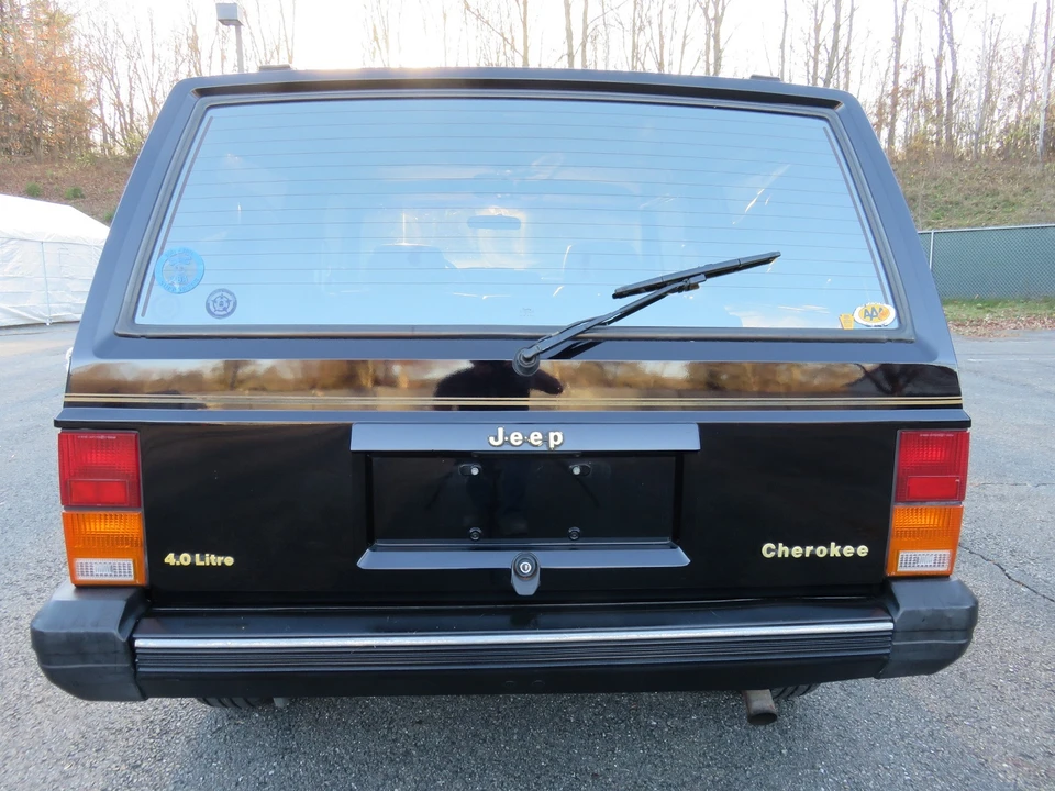 1988 Jeep XJ Cherokee - Image 8 of 31