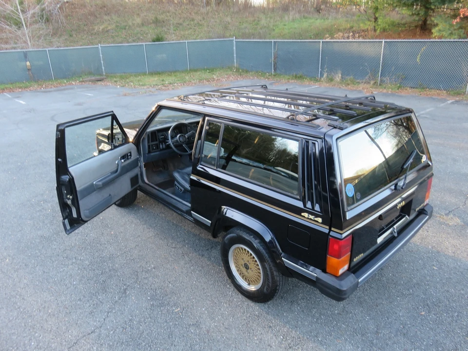 1988 Jeep XJ Cherokee - Image 19 of 31