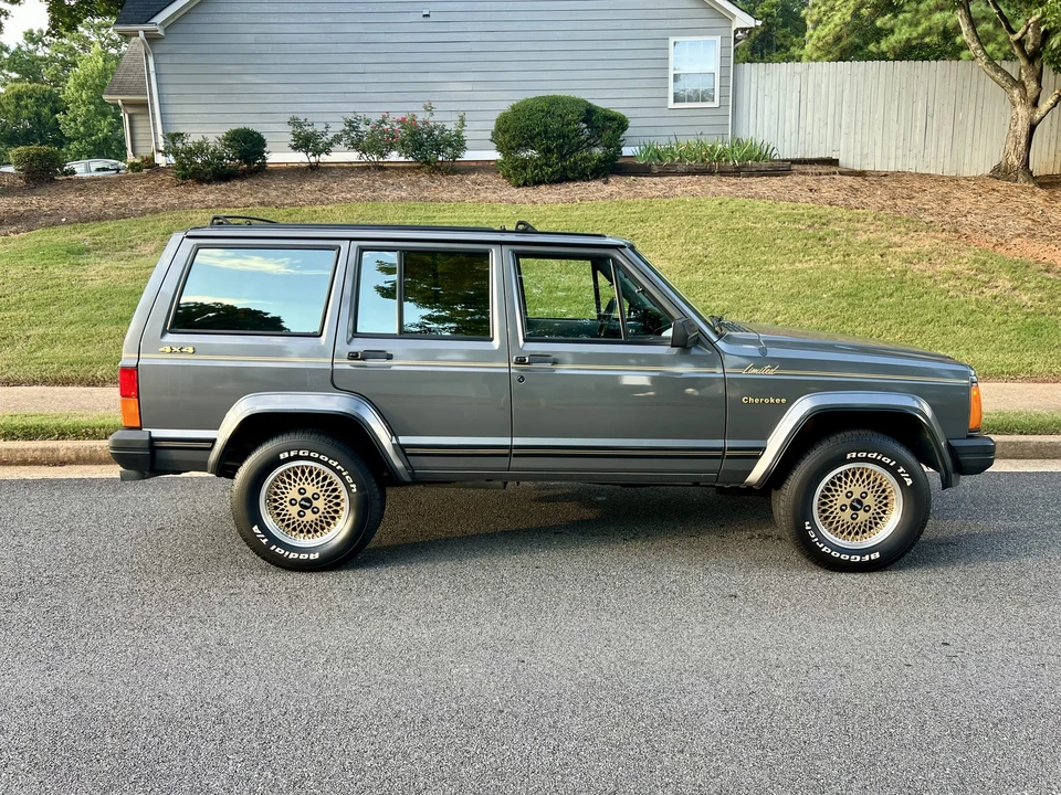 1988 Jeep XJ Cherokee - Image 20 of 31