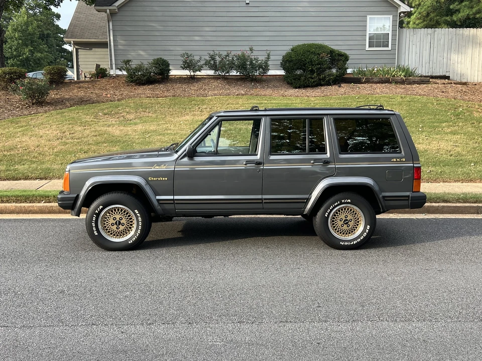 1988 Jeep XJ Cherokee - Image 11 of 31