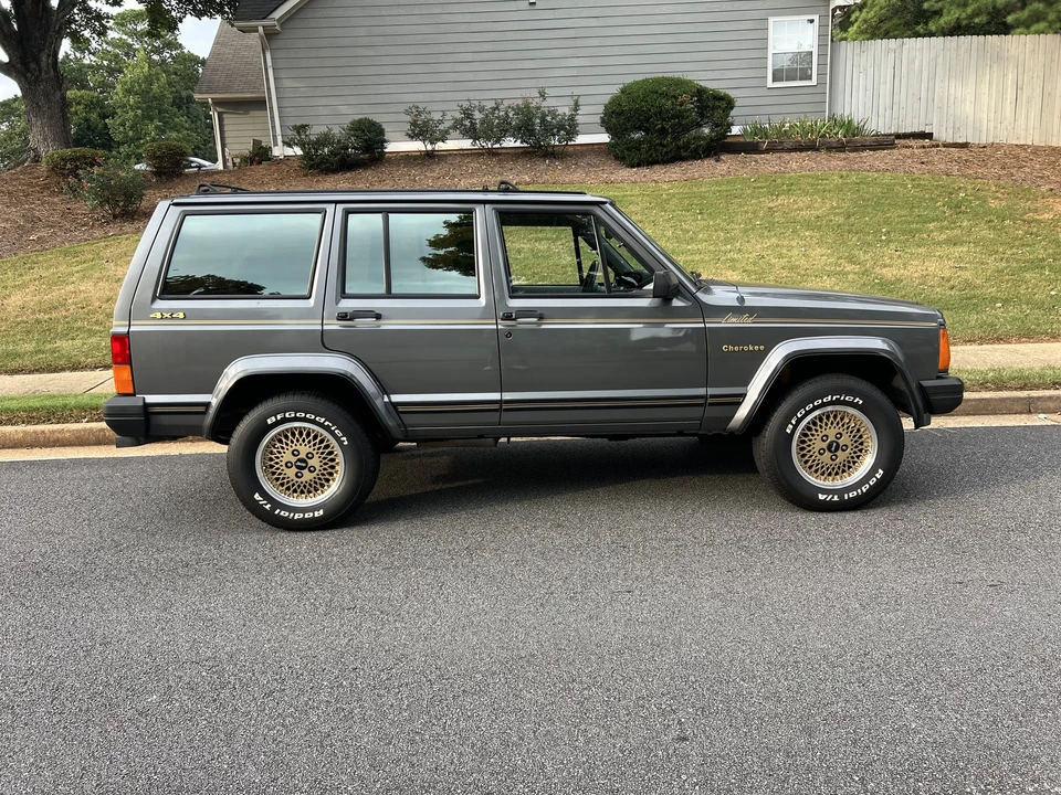 1988 Jeep XJ Cherokee - Image 21 of 31