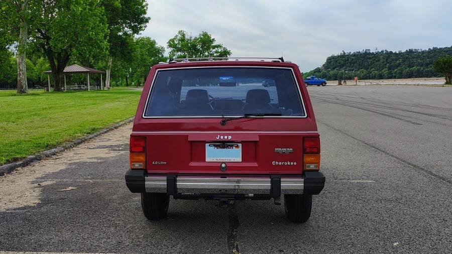 1988 Jeep XJ Cherokee - Image 5 of 15
