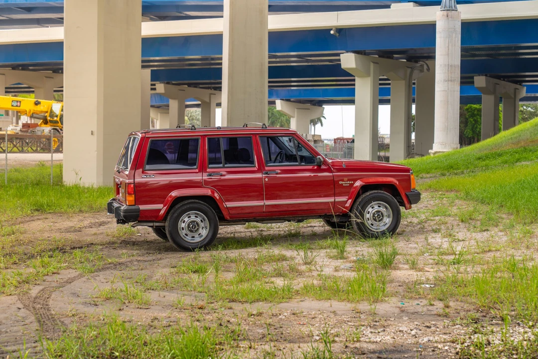 1988 Jeep XJ Cherokee - Image 20 of 31