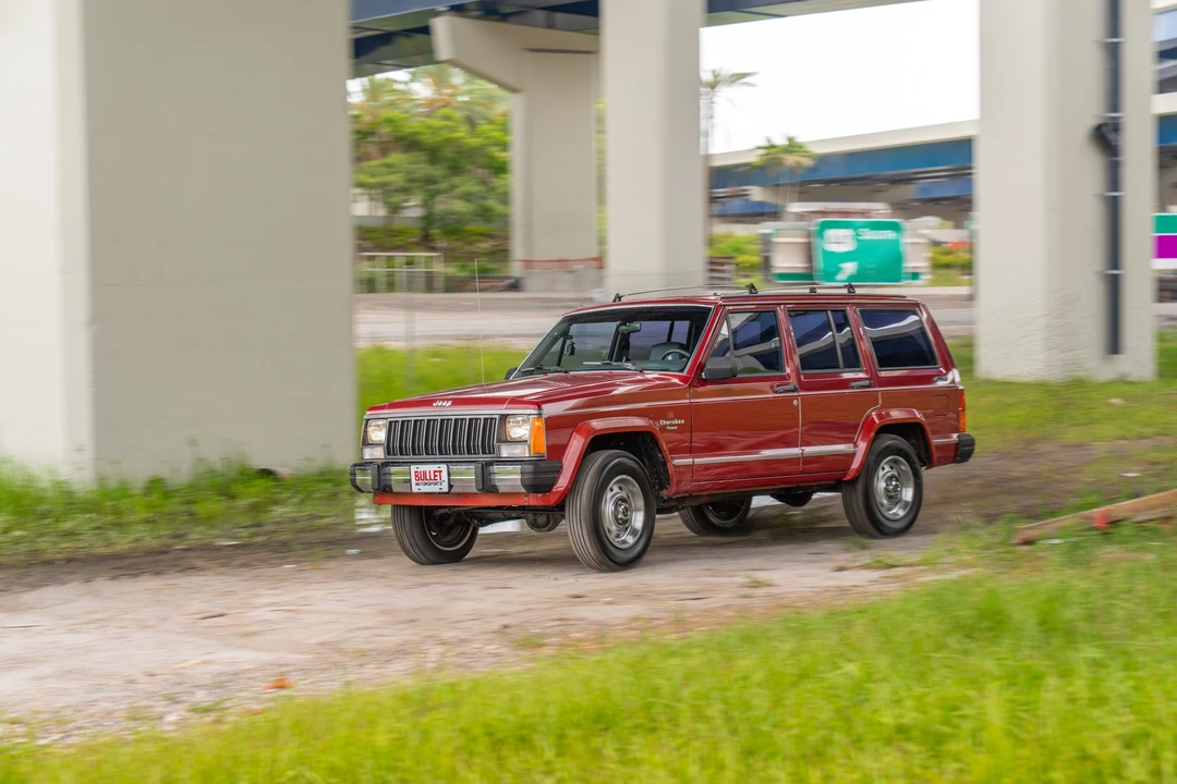 1988 Jeep XJ Cherokee - Image 16 of 31