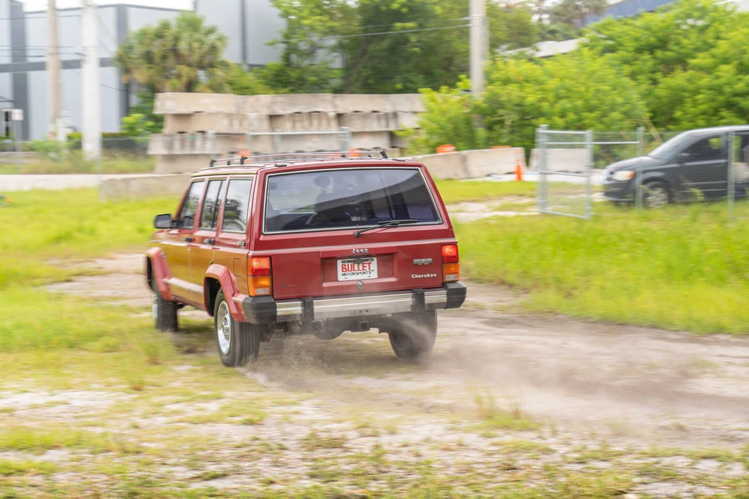 1988 Jeep XJ Cherokee - Image 18 of 31