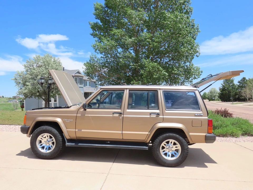 1988 Jeep XJ Cherokee - Image 20 of 31