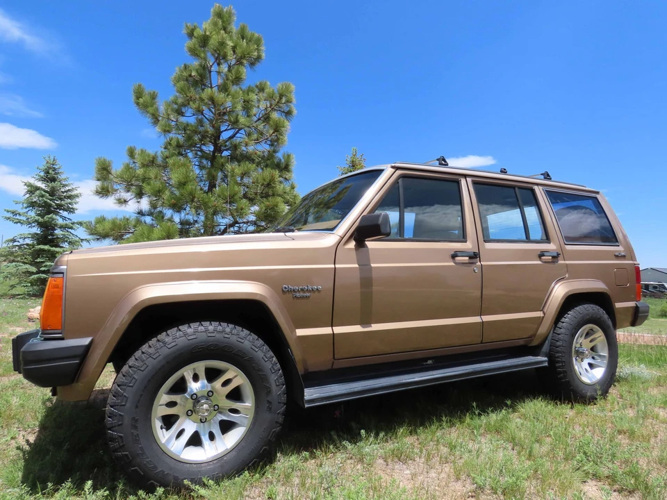1988 Jeep XJ Cherokee - Image 3 of 31
