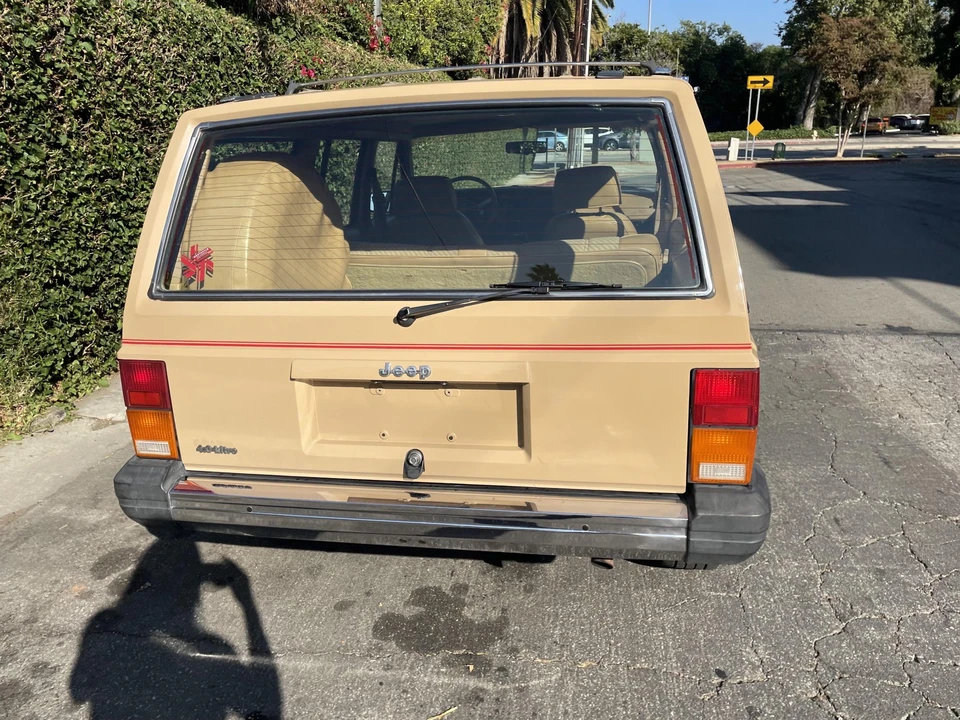 1988 Jeep XJ Cherokee - Image 15 of 31