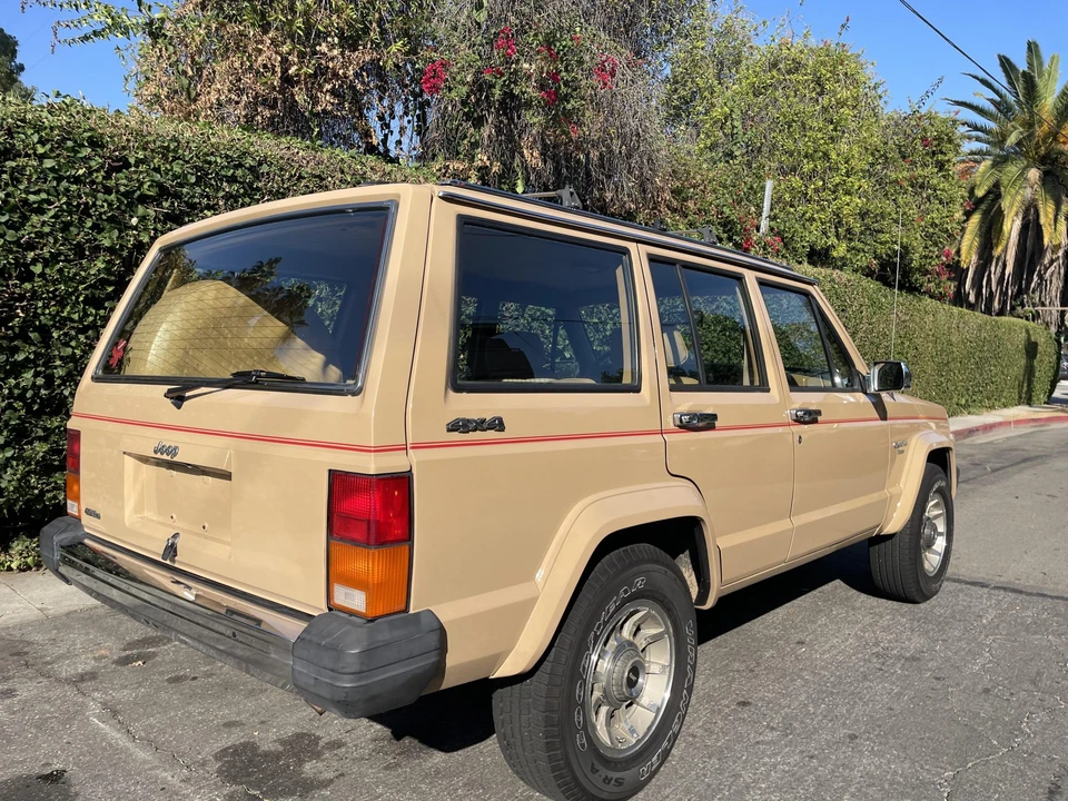 1988 Jeep XJ Cherokee - Image 13 of 31