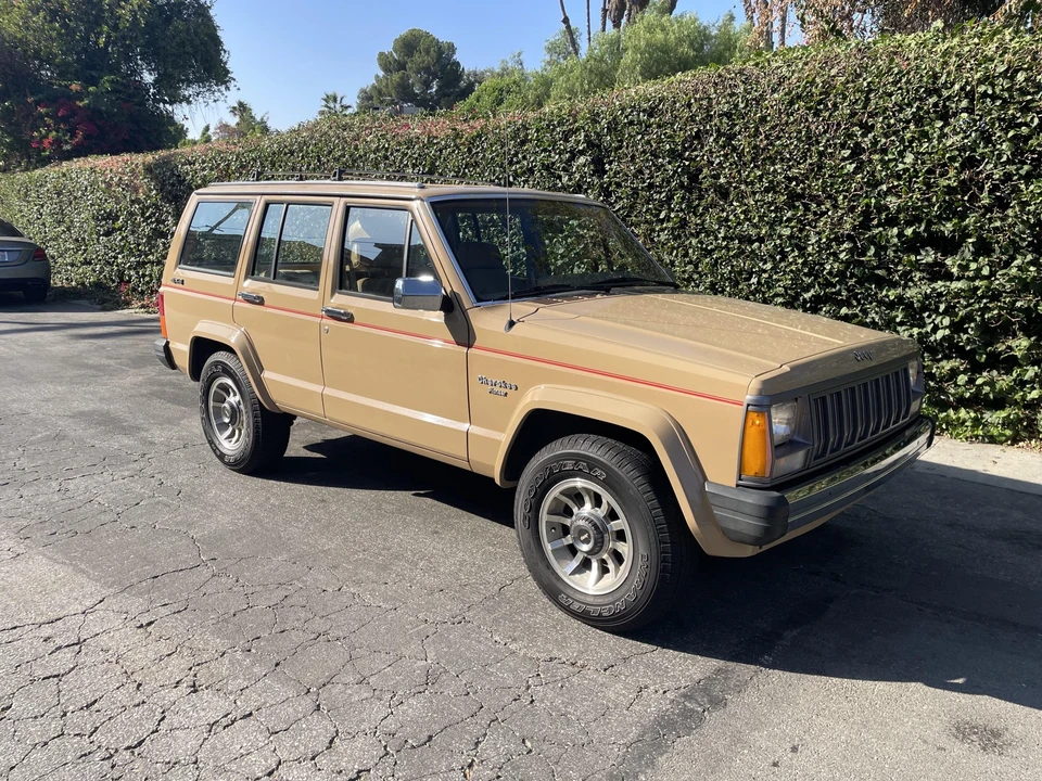1988 Jeep XJ Cherokee - Image 10 of 31