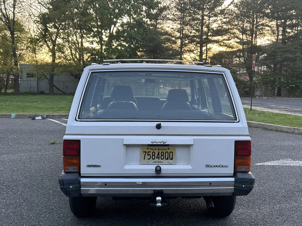 1988 Jeep XJ Cherokee - Image 22 of 31