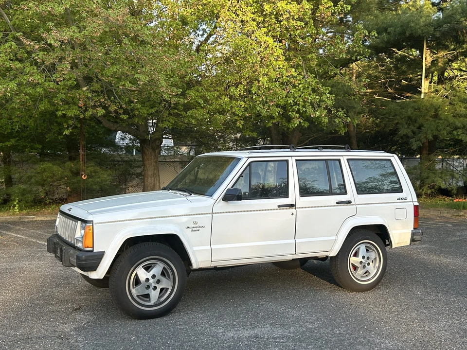 1988 Jeep XJ Cherokee - Image 14 of 31