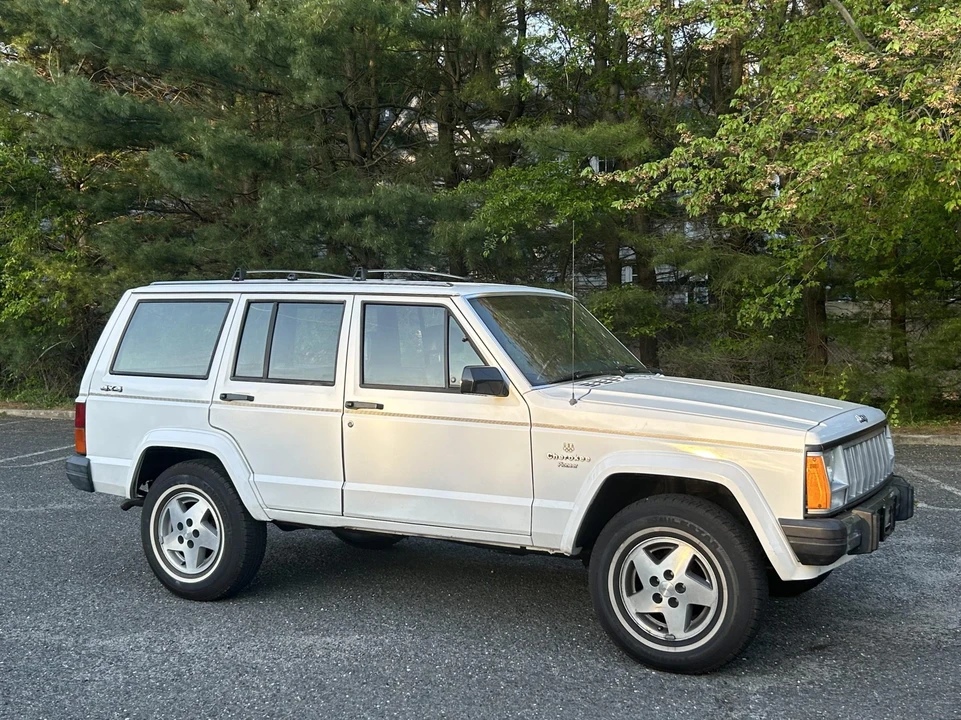 1988 Jeep XJ Cherokee - Image 2 of 31
