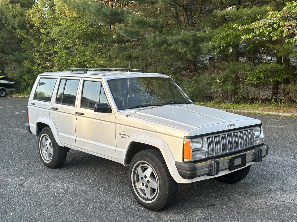 1988 Jeep XJ Cherokee - Image 3 of 31